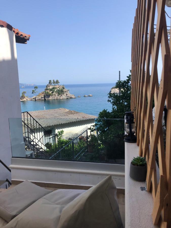 Blaue Welle Haus Apartment Parga Exterior photo