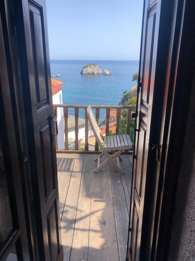 Blaue Welle Haus Apartment Parga Exterior photo